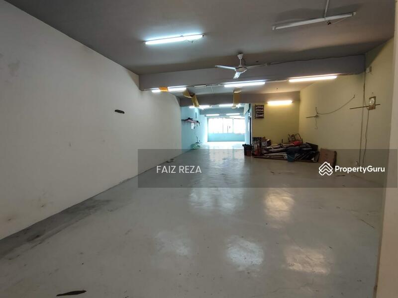 Untuk Disewa - Shoplot Bandar Seri Putra Bangi