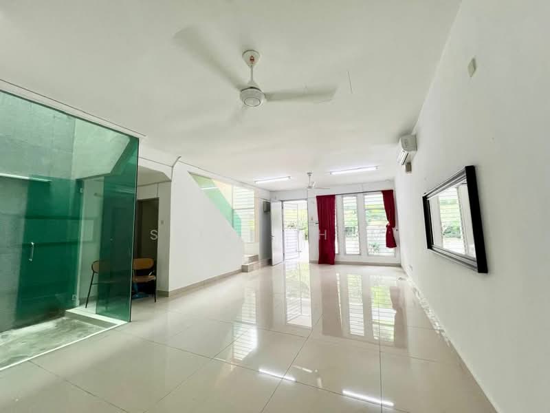 Rumah Teres 2 Tingkat untuk Dijual di Lestari Putra (Seri Kembangan) - Steve Tham - PropertyGuru.com.my