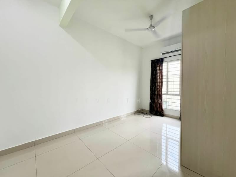 Rumah Teres 2 Tingkat untuk Dijual di Lestari Putra (Seri Kembangan) - Steve Tham - PropertyGuru.com.my