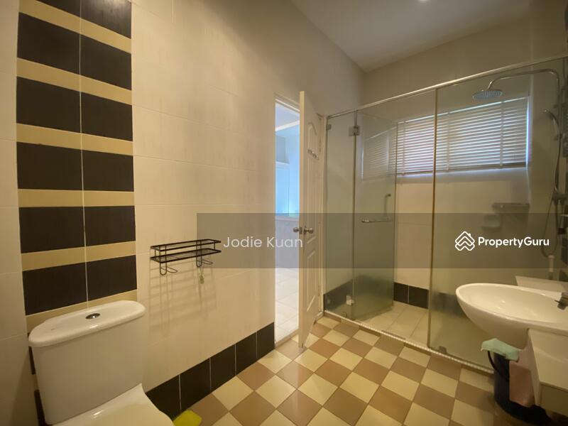 Bungalow for Sale in Bandar Baru Sri Klebang (Chemor) - Jodie Kuan - Master Bath - PropertyGuru.com.my