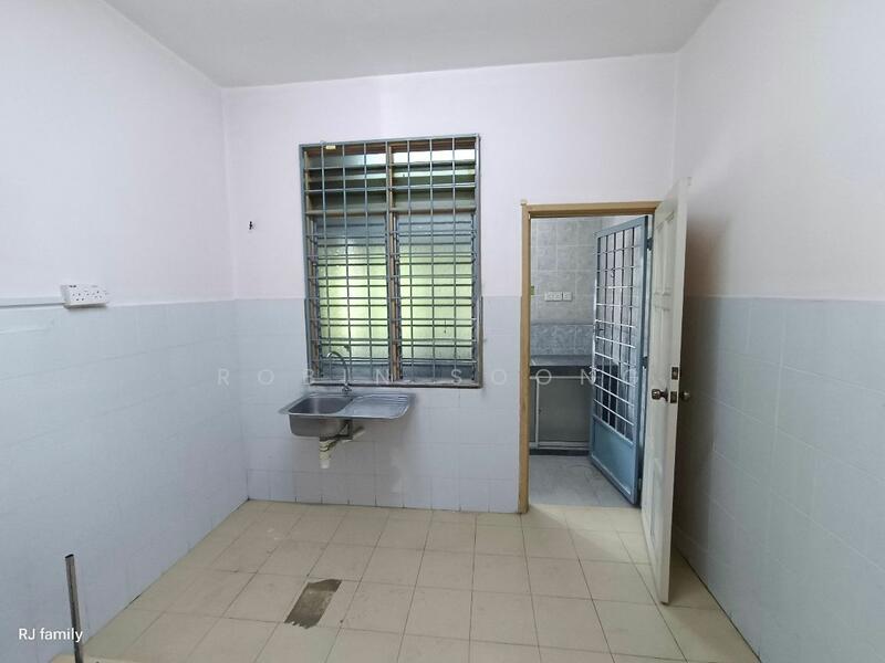 Untuk Dijual - 2 Storey Terrace house at Taman Gadong Perdana