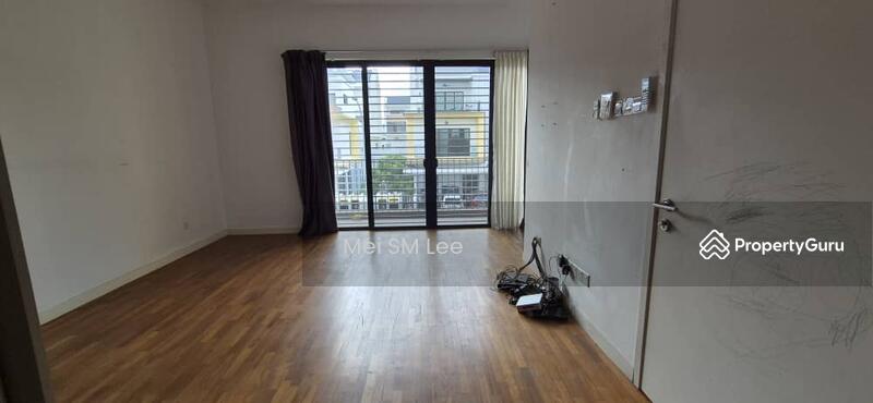 Twin Palms, Sungai Long Bedroom