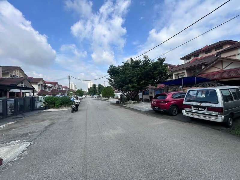 Rumah Teres 2 Tingkat untuk Dijual di Taman Puchong Hartamas (Puchong) - Jaze Ong - Exterior - PropertyGuru.com.my
