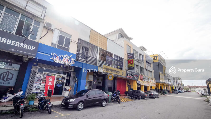 For Sale - TAMAN KAJANG IMPIAN COMMERCIAL SHOP 22x75 Build Up 3190sf MATURE AREA & FACING MAIN ROAD