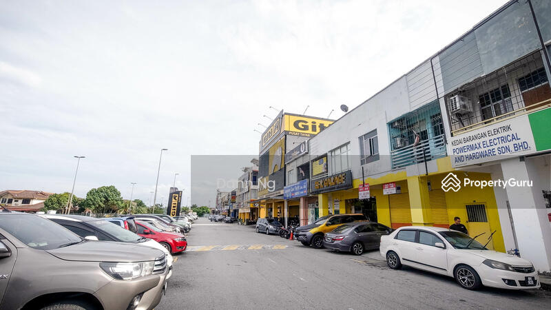 For Sale - TAMAN KAJANG IMPIAN COMMERCIAL SHOP 22x75 Build Up 3190sf MATURE AREA & FACING MAIN ROAD