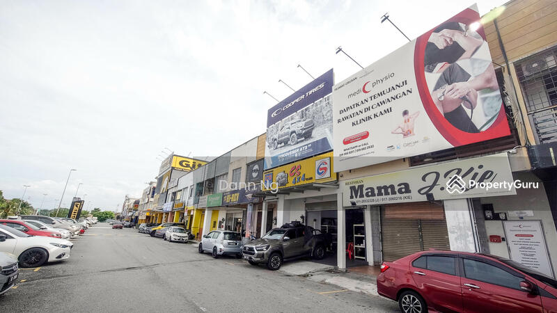 For Sale - TAMAN KAJANG IMPIAN COMMERCIAL SHOP 22x75 Build Up 3190sf MATURE AREA & FACING MAIN ROAD