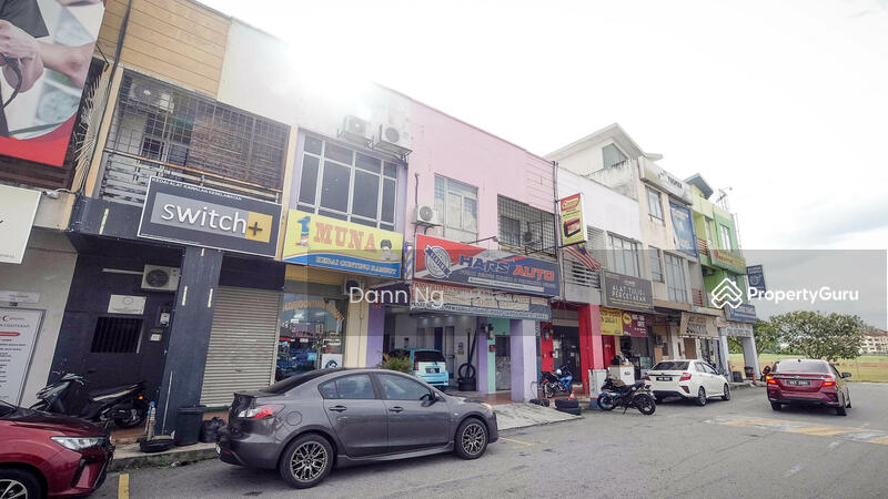 For Sale - TAMAN KAJANG IMPIAN COMMERCIAL SHOP 22x75 Build Up 3190sf MATURE AREA & FACING MAIN ROAD