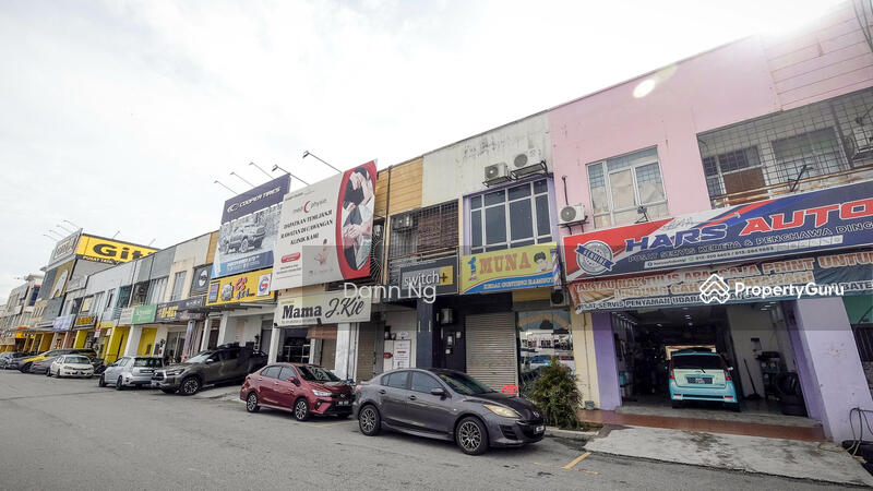 For Sale - TAMAN KAJANG IMPIAN COMMERCIAL SHOP 22x75 Build Up 3190sf MATURE AREA & FACING MAIN ROAD