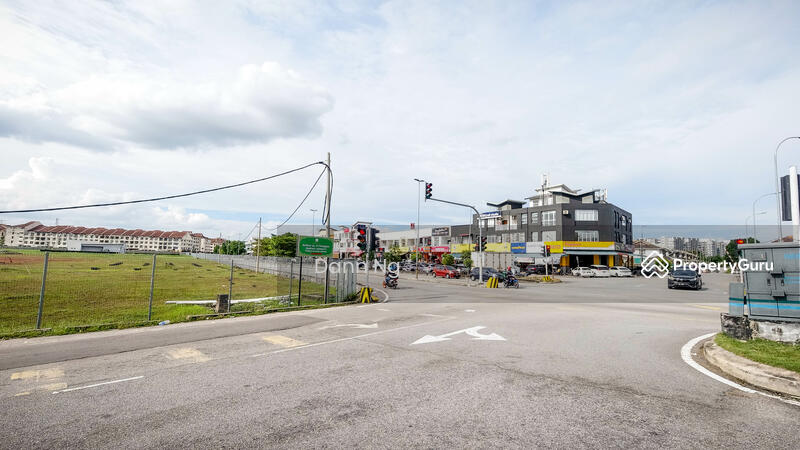 For Sale - TAMAN KAJANG IMPIAN COMMERCIAL SHOP 22x75 Build Up 3190sf MATURE AREA & FACING MAIN ROAD