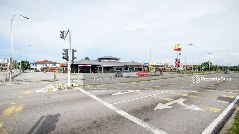 For Sale - TAMAN KAJANG IMPIAN COMMERCIAL SHOP 22x75 Build Up 3190sf MATURE AREA & FACING MAIN ROAD