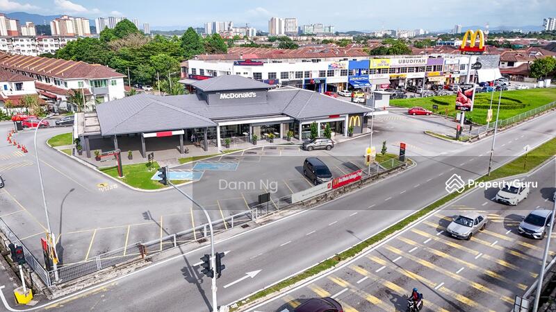 For Sale - TAMAN KAJANG IMPIAN COMMERCIAL SHOP 22x75 Build Up 3190sf MATURE AREA & FACING MAIN ROAD