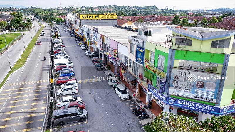 For Sale - TAMAN KAJANG IMPIAN COMMERCIAL SHOP 22x75 Build Up 3190sf MATURE AREA & FACING MAIN ROAD