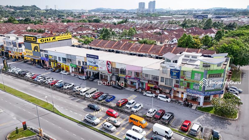 For Sale - TAMAN KAJANG IMPIAN COMMERCIAL SHOP 22x75 Build Up 3190sf MATURE AREA & FACING MAIN ROAD