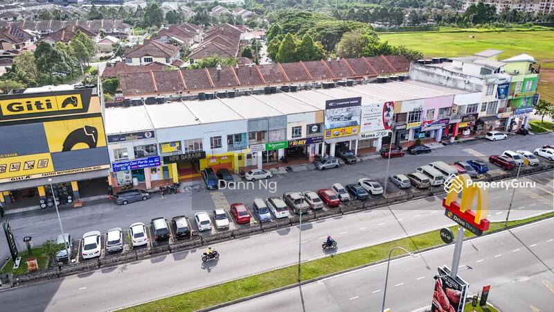 For Sale - TAMAN KAJANG IMPIAN COMMERCIAL SHOP 22x75 Build Up 3190sf MATURE AREA & FACING MAIN ROAD