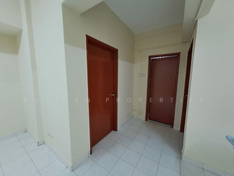 Untuk Disewa - Menara Puteri