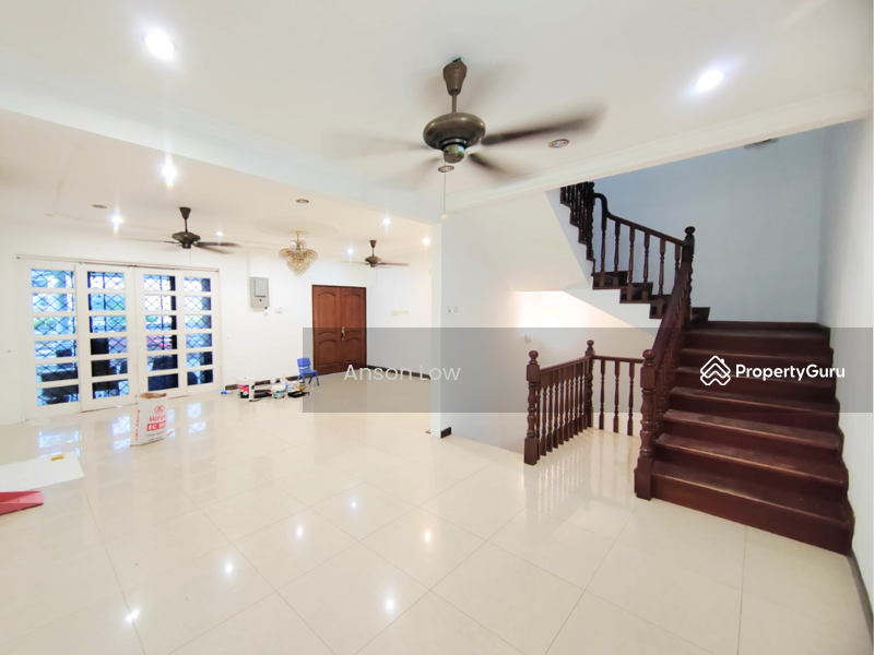 For Sale - 2.5 Storey Semi D 3,800sf Freehold Title Century Garden