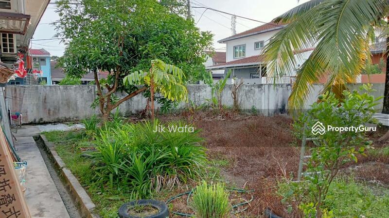 Untuk Dijual - 1 half terrace corner lot Seksyen 7 Kota Damansara