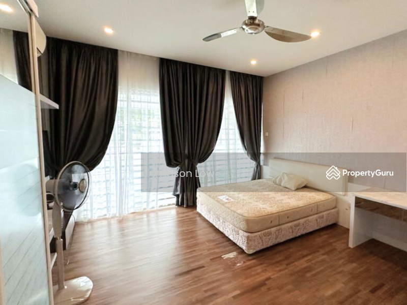 Untuk Dijual - 3 Storey Terrace 3,400sf Tastefully Renovation Lembah Permai