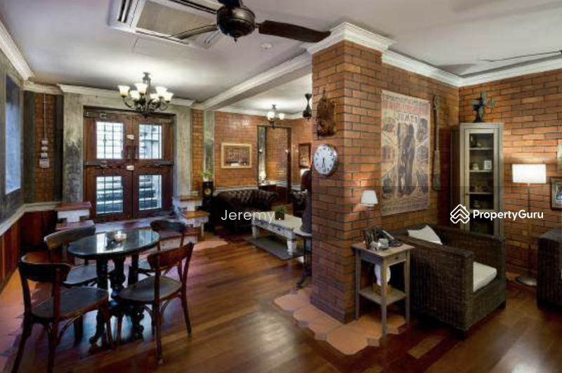 Untuk Dijual - Brick Balinese-inspired 3-storey Freehold Bungalow