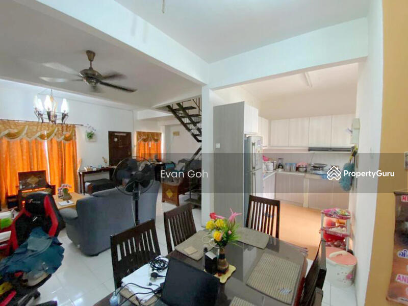 Taman Saujana Puchong SP5 untuk Untuk Dijual - RM 520,000, Mac 2026 - PropertyGuru.com.my