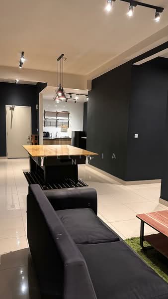 Kondominium untuk Disewa di Skyvilla @ D'Island - Felicia Ng - Living Room - PropertyGuru.com.my