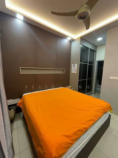 Kondominium untuk Disewa di Skyvilla @ D'Island - Felicia Ng - Bedroom - PropertyGuru.com.my