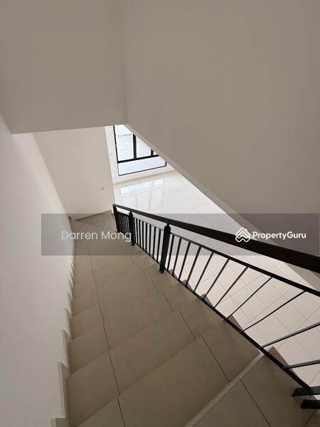 Rumah Teres 2-Tingkat untuk Dijual di Austin Crest (Johor Bahru) - Darren Mong - PropertyGuru.com.my