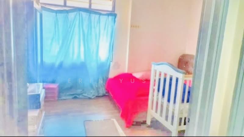 2-storey Terraced House for Rent in Taman Salak Perdana (Dengkil) - Erin Yusof - Bedroom - PropertyGuru.com.my