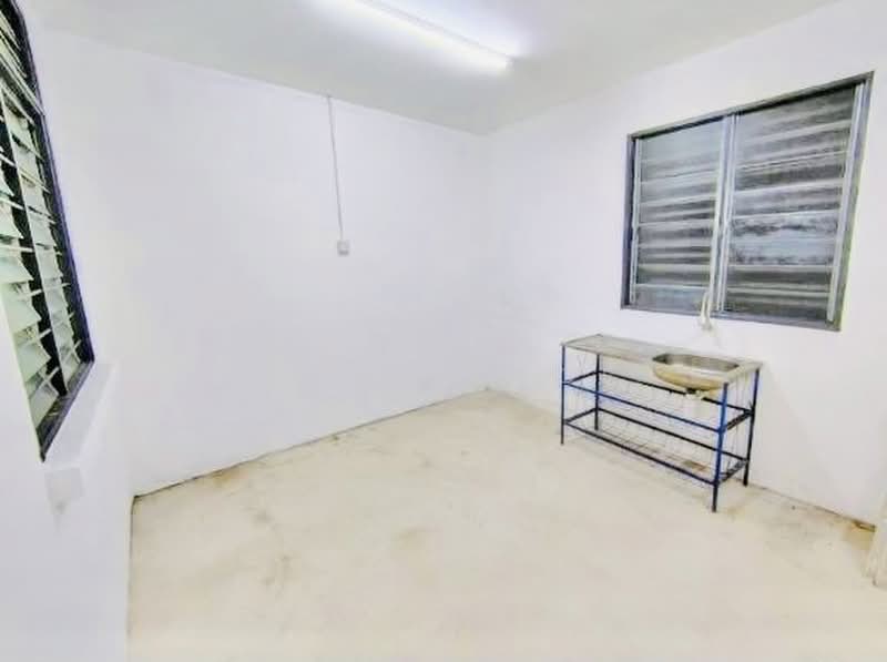 2-storey Terraced House for Rent in Taman Salak Perdana (Dengkil) - Erin Yusof - Interior - PropertyGuru.com.my
