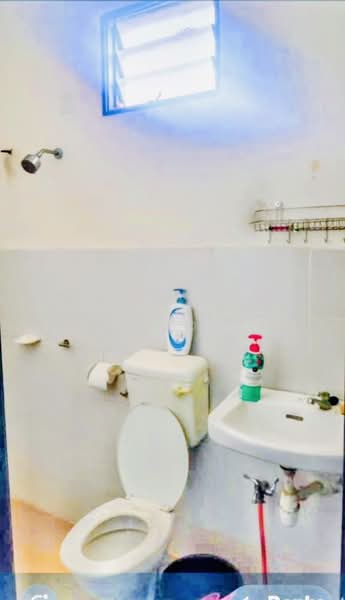 2-storey Terraced House for Rent in Taman Salak Perdana (Dengkil) - Erin Yusof - Bathroom - PropertyGuru.com.my