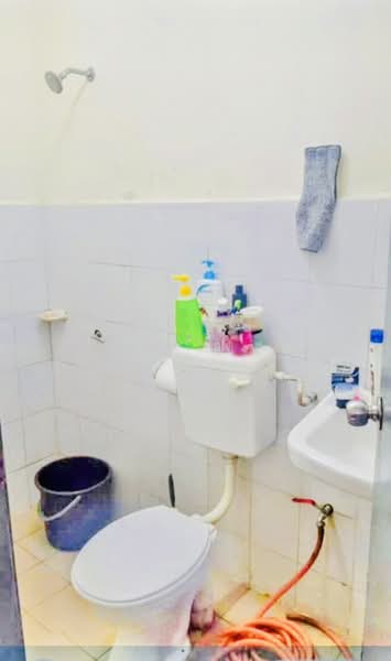 2-storey Terraced House for Rent in Taman Salak Perdana (Dengkil) - Erin Yusof - Bathroom - PropertyGuru.com.my