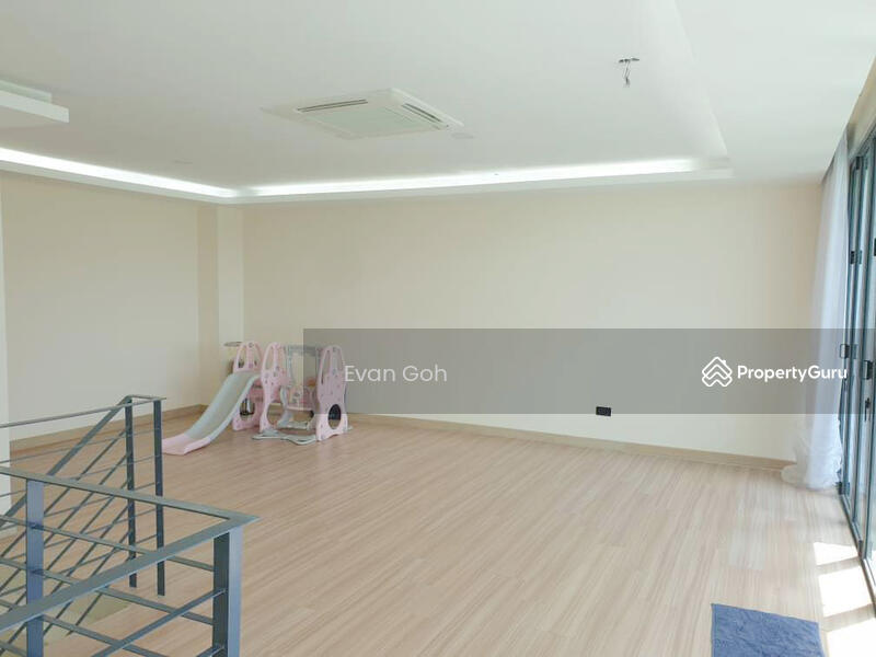 For Sale - Reflexion Pool Villa @ Nusaputra Puchong