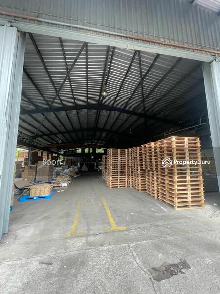 For Rent - Olak Lempit Warehouse with CF & Crane (RM1.30/sf), Jenjarom, Banting