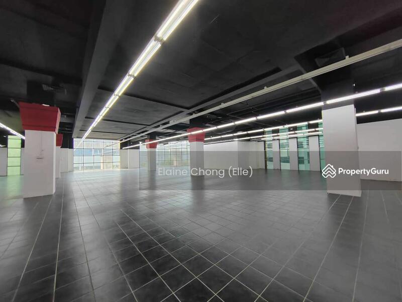 For Rent - Summit USJ - Ground floor, High ceiling, move in condition