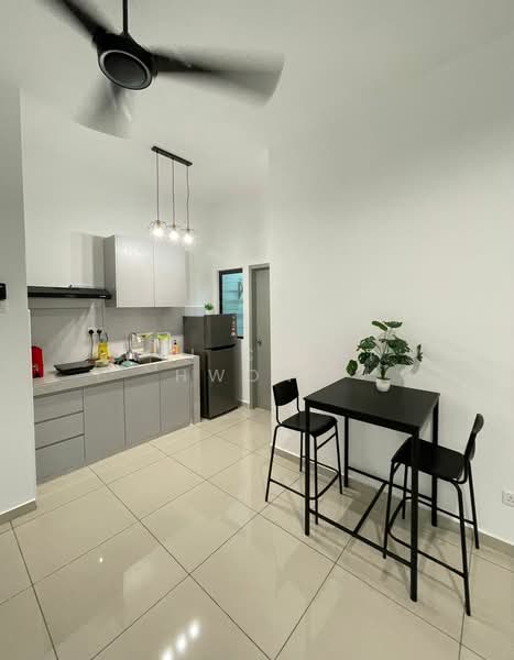 Servis Apartment untuk Disewa di B11 Parkland Residence - Wei Chiat Hwong - Kitchen - PropertyGuru.com.my