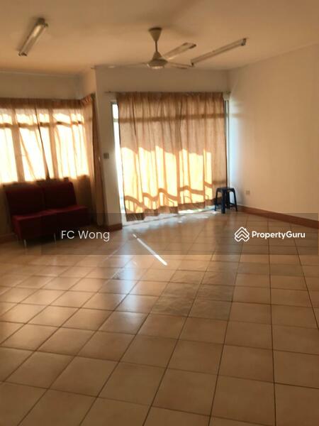 For Sale - Perdana Exclusive