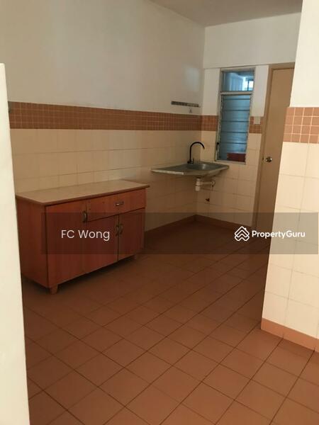 For Sale - Perdana Exclusive