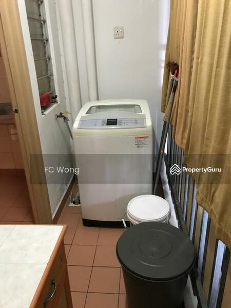 For Sale - Perdana Exclusive