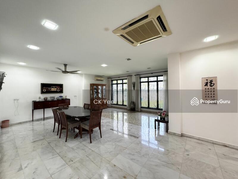 For Sale - Corner Lot House at Jalil Sutera