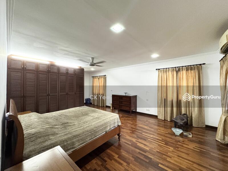 For Sale - Corner Lot House at Jalil Sutera