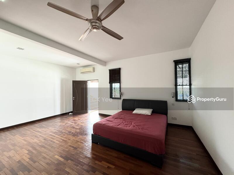 For Sale - Corner Lot House at Jalil Sutera