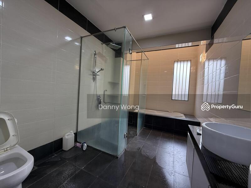 For Sale - Anggun 1