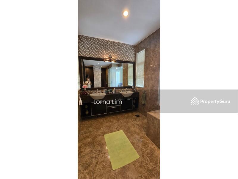 For Sale - Flora Murni