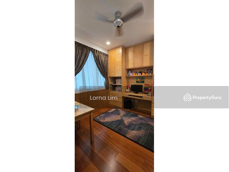 For Sale - Flora Murni