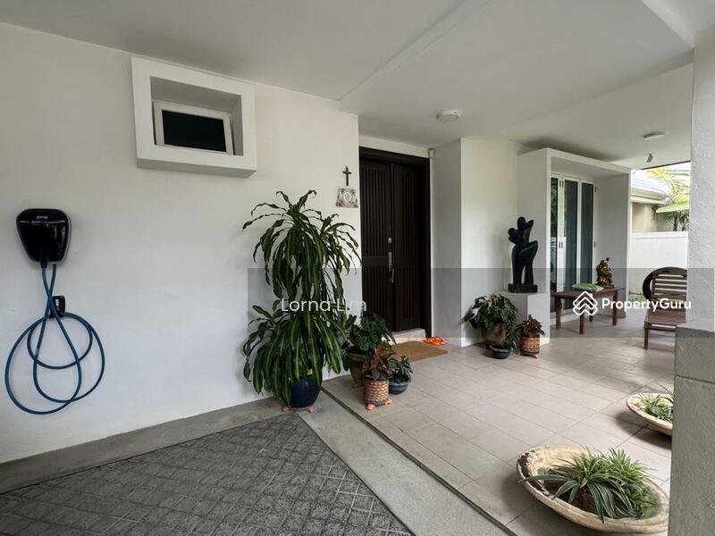 For Sale - Flora Murni