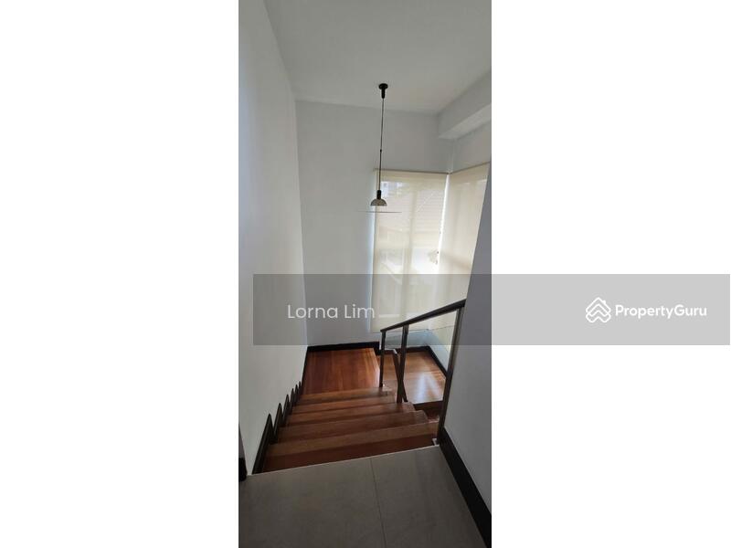 For Sale - Flora Murni