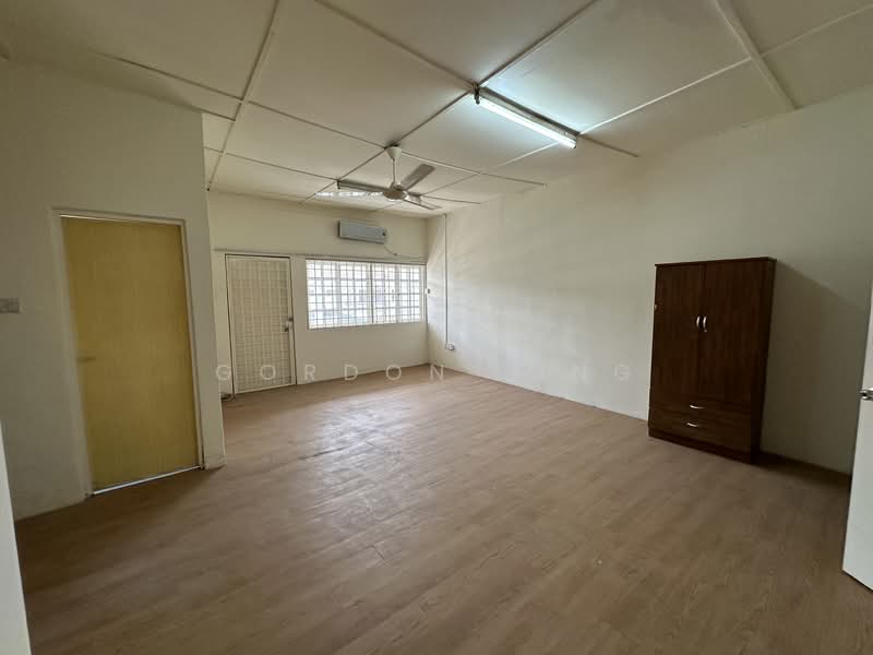 2-storey Terraced House for Sale in Sungai Long (Bandar Sungai Long) - Gordon Ling - PropertyGuru.com.my