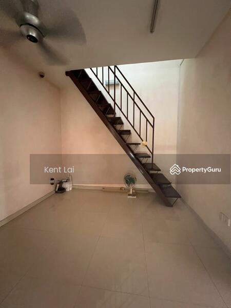 For Sale - Puteri 10