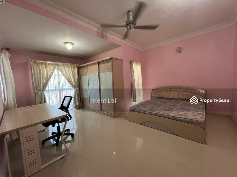 For Sale - Puteri 10