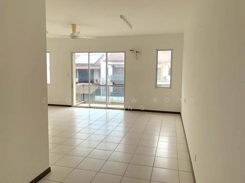 3-storey Terraced House for Sale in Sunway Merica (Bayan Lepas) - Zhonl Saw Boon Loong - Living Room - PropertyGuru.com.my